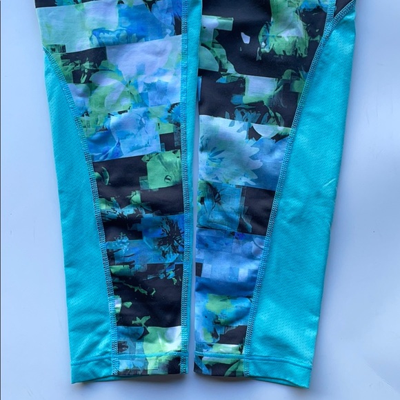 ✔️KIDS NIKE PRO LEGGINGS - Picture 4 of 5